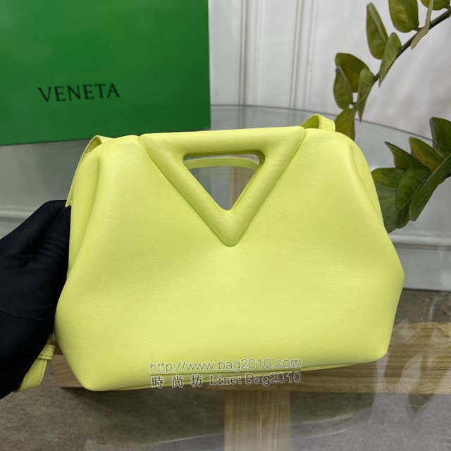 Bottega veneta高端女包 98088 寶緹嘉THE TRIANGLE BV專櫃新款海草黃三角形五金手提女包  gxz1135